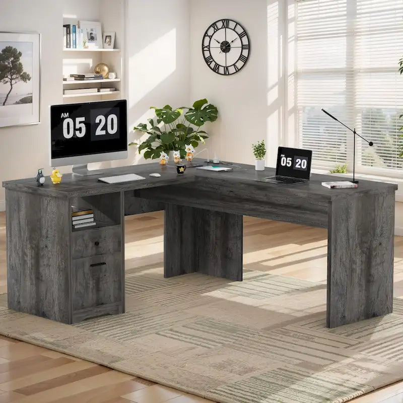 Bureau d'angle en L moderne style ferme avec plateau relevable, tiroirs pour dossiers et station de charge pour le bureau à domicile